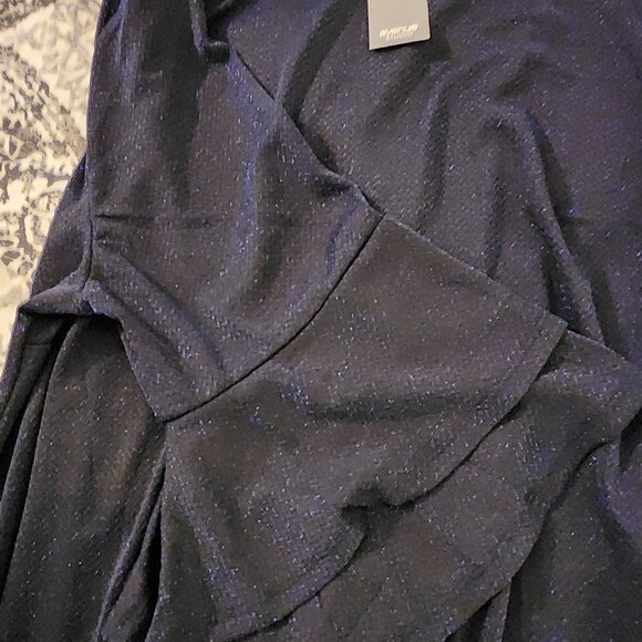 Plus Size Tops - Picture 7 of 12